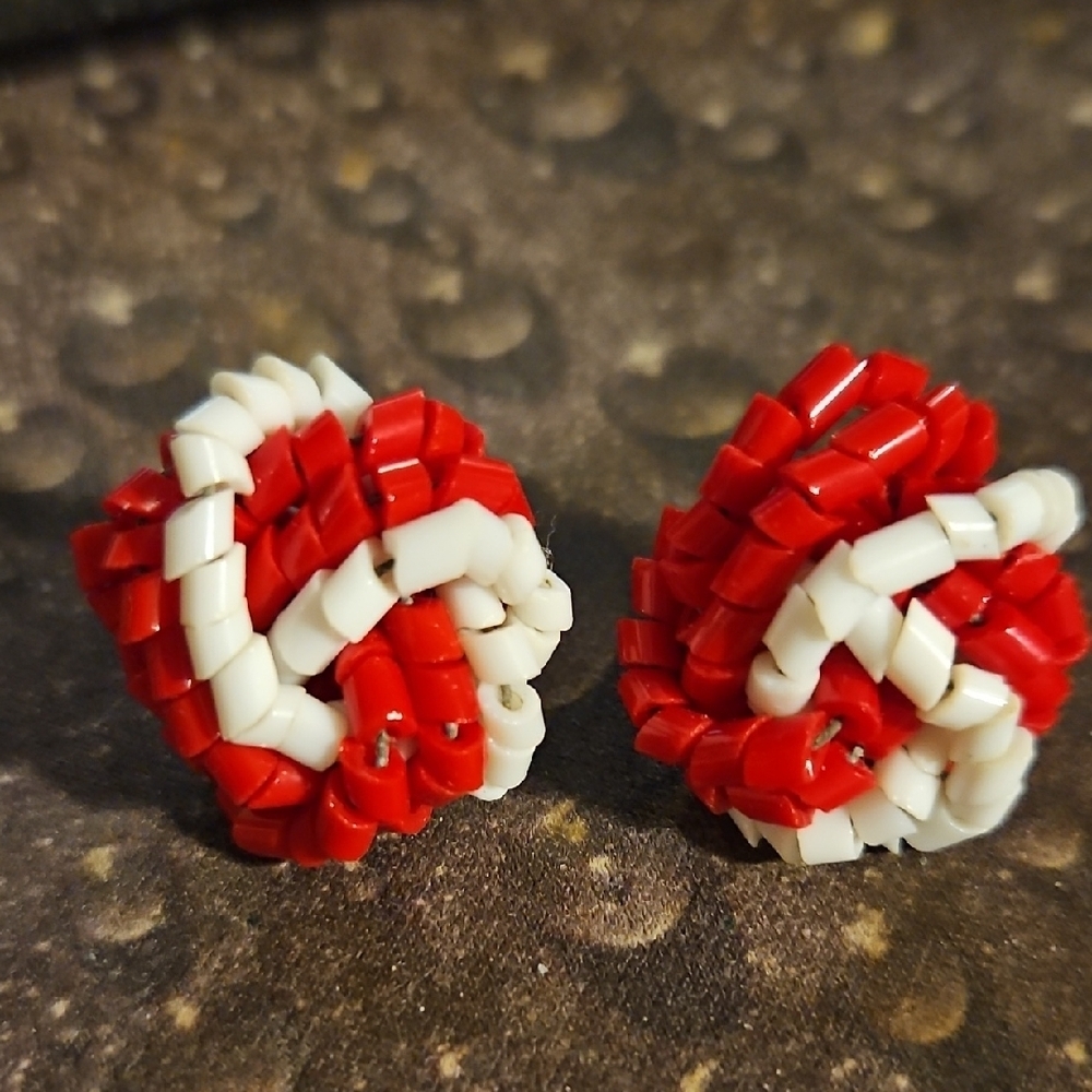 Red and White Beaded Pierced Earrings
